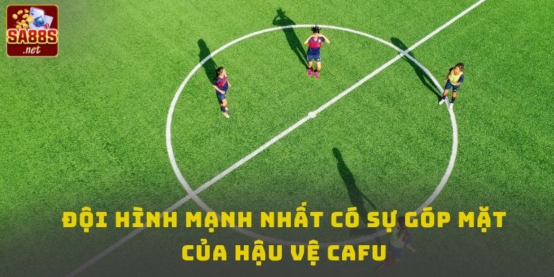 Đội hình mạnh nhất có sự góp mặt của hậu vệ Cafu